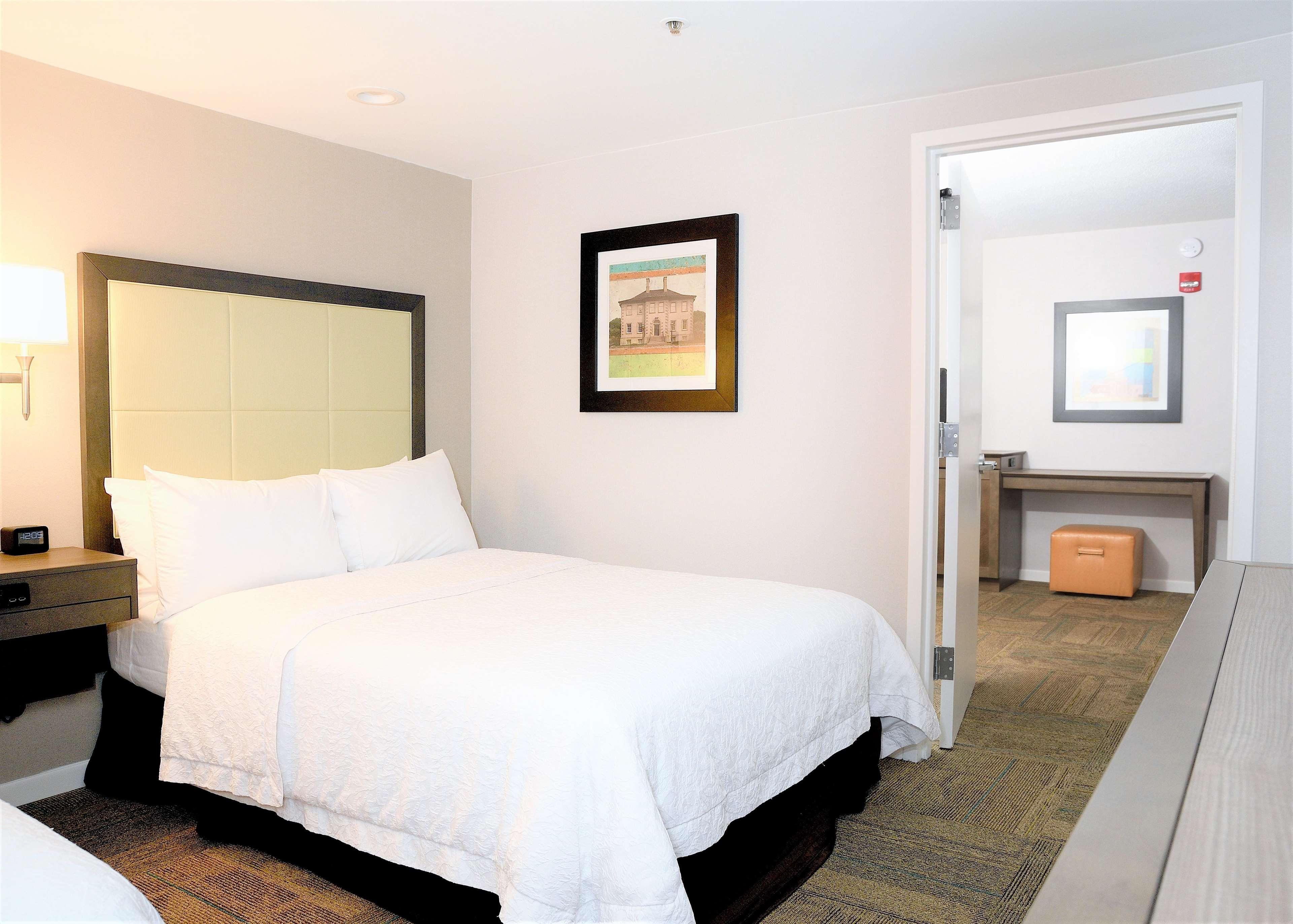Hampton Inn Alexandria/Old Town מראה חיצוני תמונה