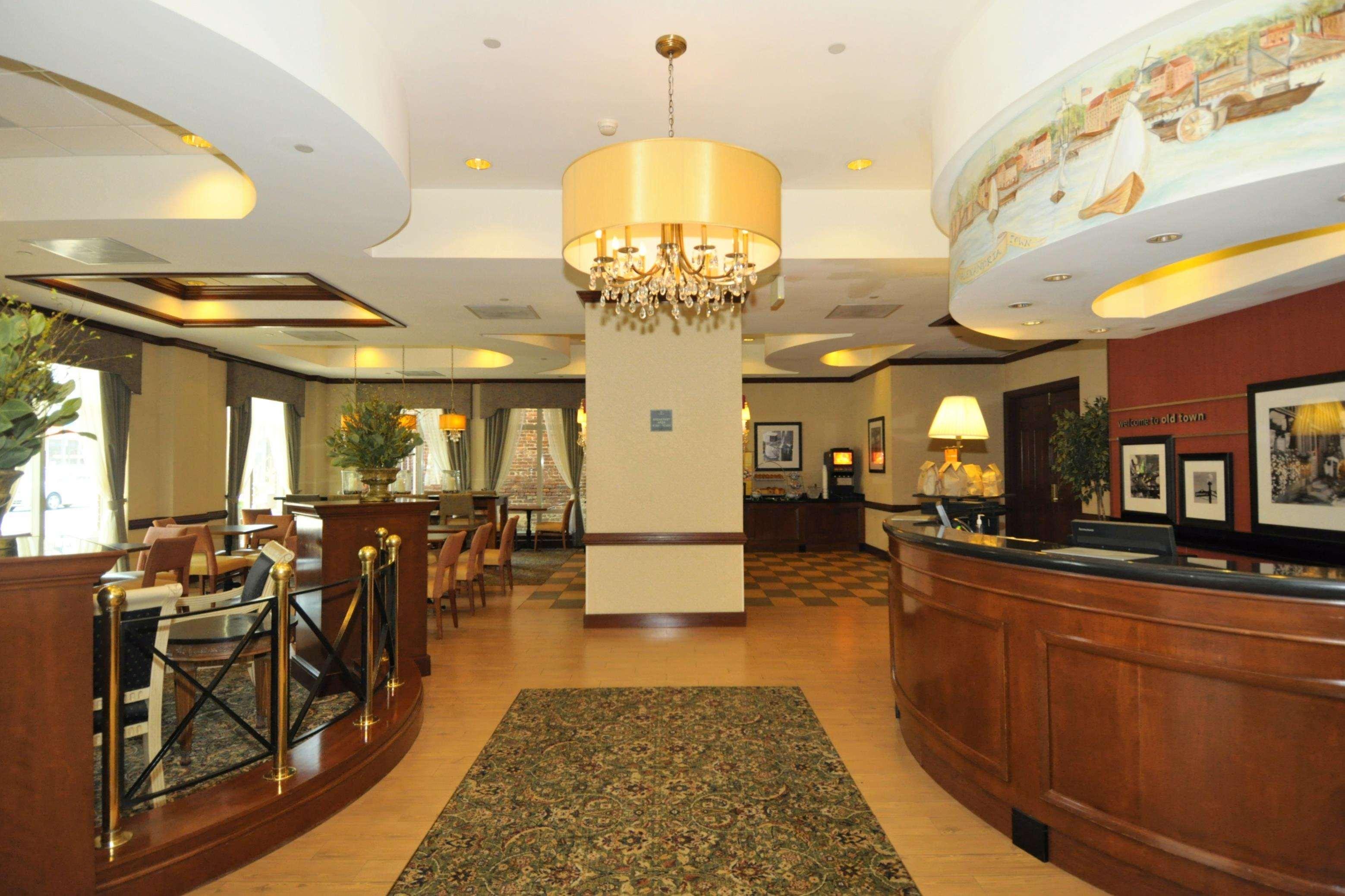 Hampton Inn Alexandria/Old Town מראה חיצוני תמונה