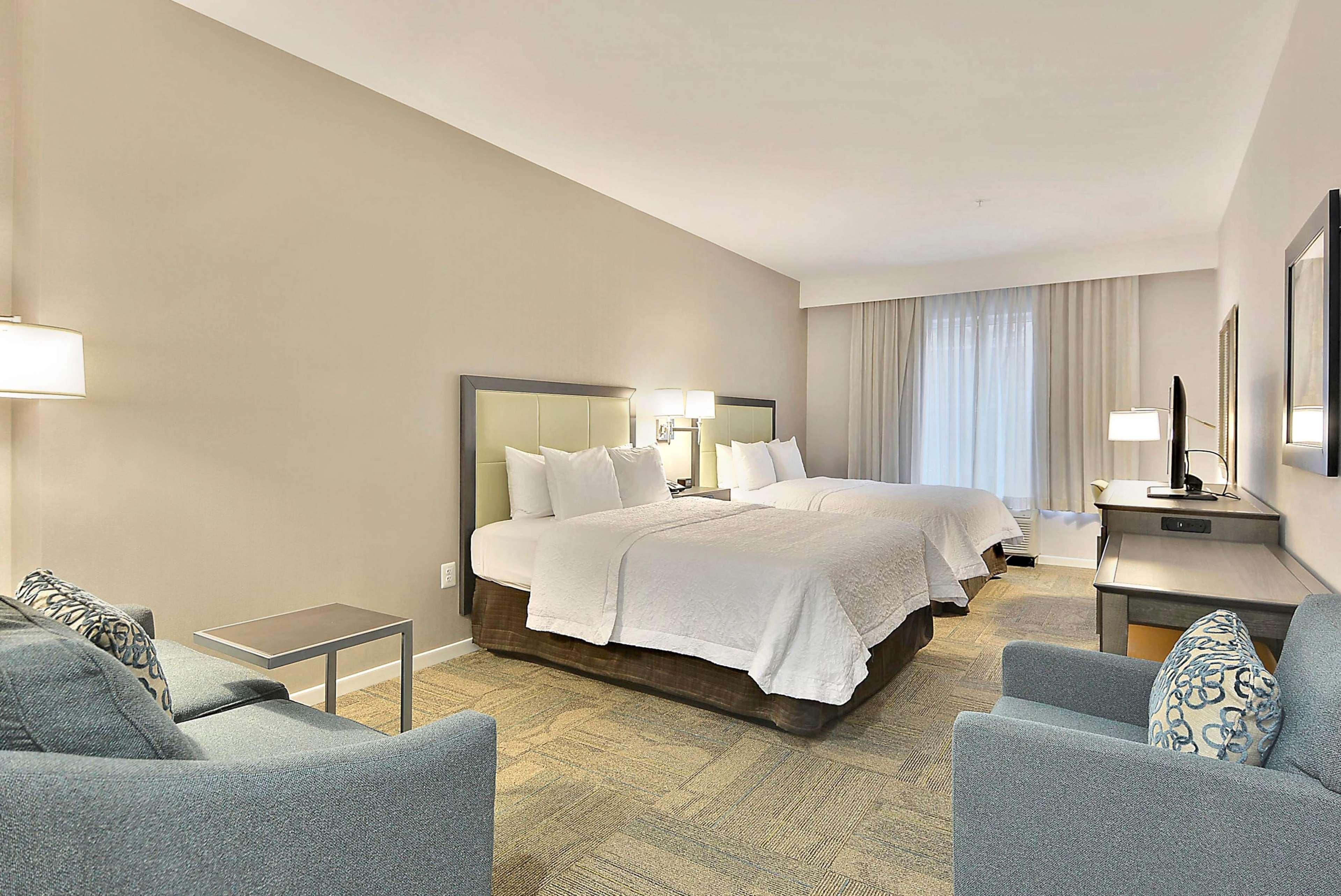 Hampton Inn Alexandria/Old Town מראה חיצוני תמונה