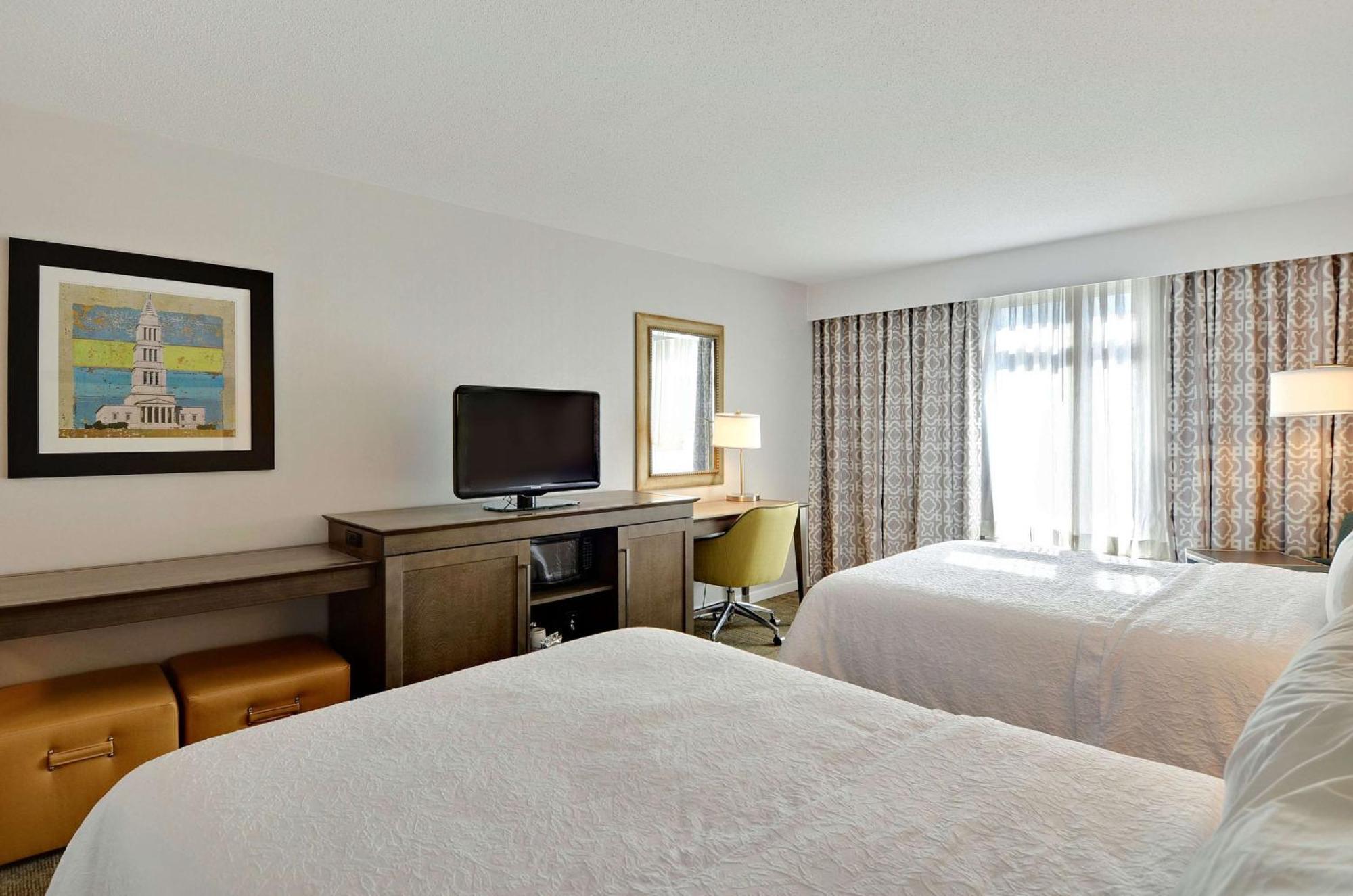 Hampton Inn Alexandria/Old Town מראה חיצוני תמונה
