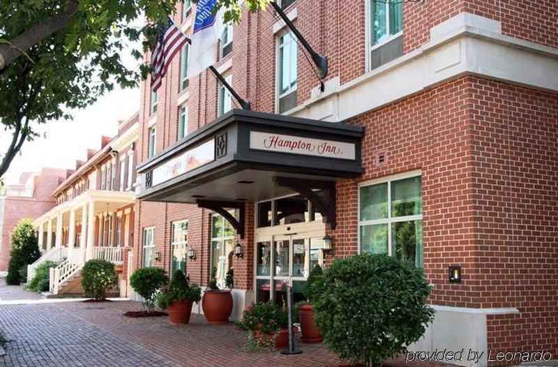 Hampton Inn Alexandria/Old Town מראה חיצוני תמונה